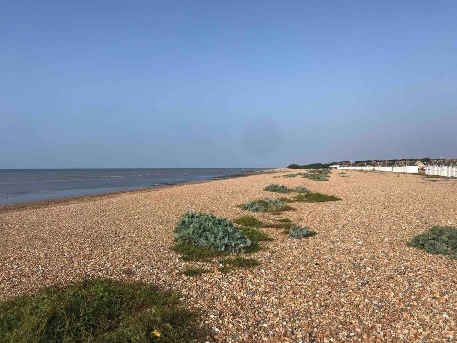 Apartment Goring - 2 Min Walk From Seafront